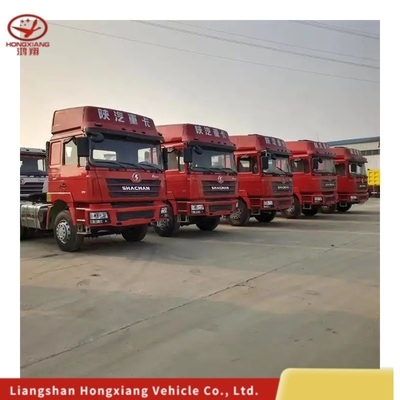 400HP 튜브리스 타이어 디자인 6X4 트랙터 트럭 8.2톤 부하 용량 및 연료 엔진