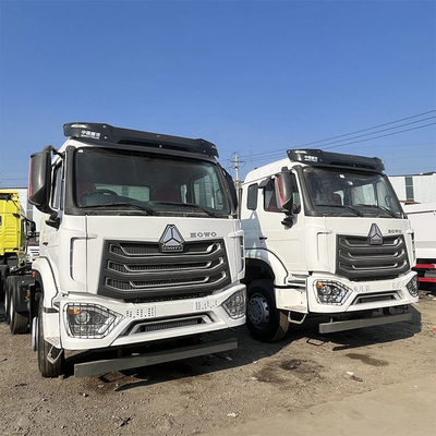 세그먼트 무거운 트럭 6X4 60 톤 Rhd Sinotruk HOWO 헤드 트랙터 트럭 수동 창