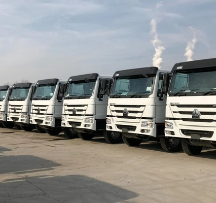 시노트루크 HOWO 6*4 및 8*4 371HP-375HP 아프리카의 무거운 트럭 세그먼트를위한 트랙터 트럭