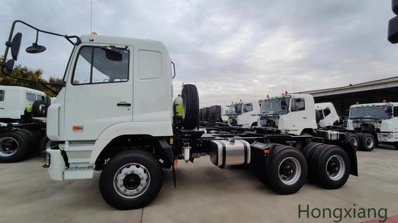 높은 신뢰성 HOWO 6X4 371HP 375 트럭 트랙터 헤드 8.2톤 부하 용량