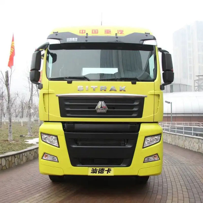 샤크맨 F3000 6X4 트랙터 트럭 튜브리스 타이어 디자인과 8.2t 용량