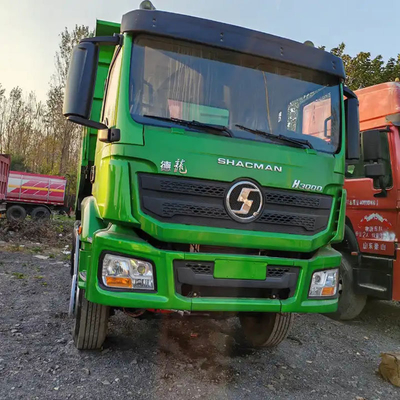 타이어 디자인 튜브리스 400HP 35톤 6X4 8X4 아크트로스 샤크만 트랙터 트럭 2023년