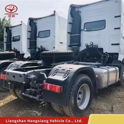 시노트룩 HOWO 6X4 트랙터 HOWO T7 트럭 FAW 총차량 5001-10000 kg